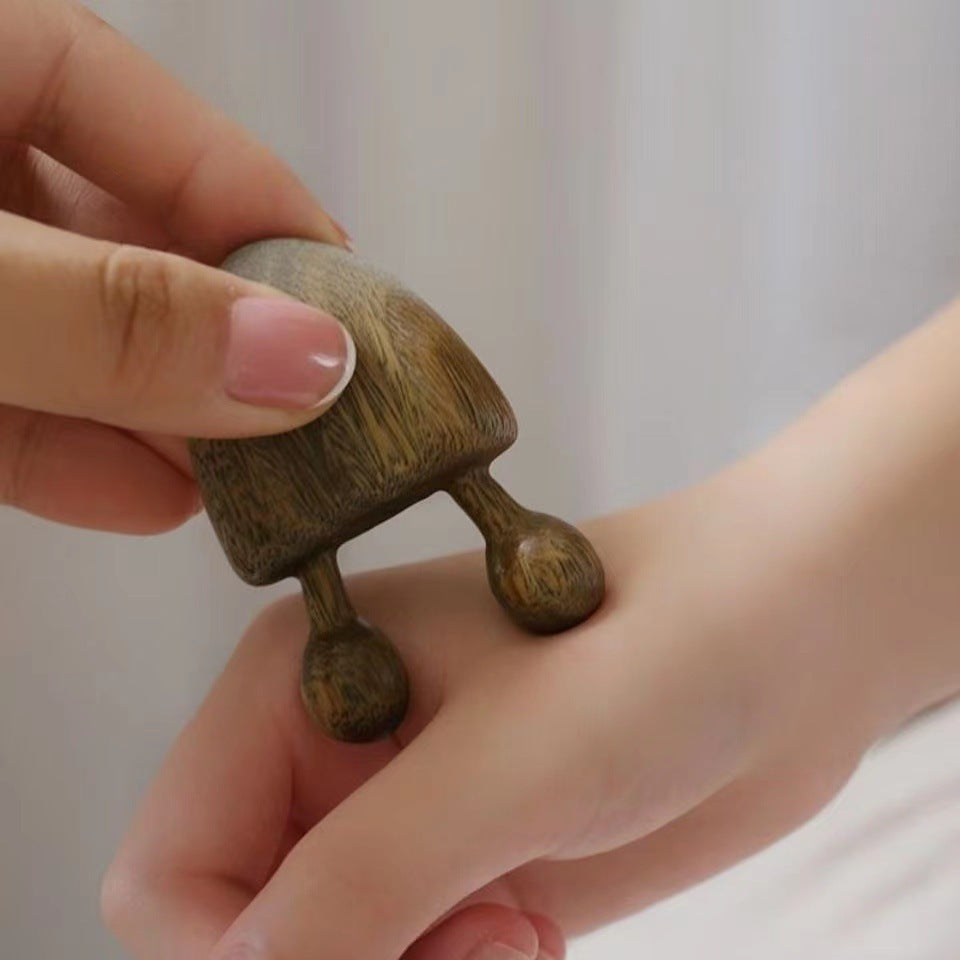 Sandalwood Snail Nasal Massager Relax