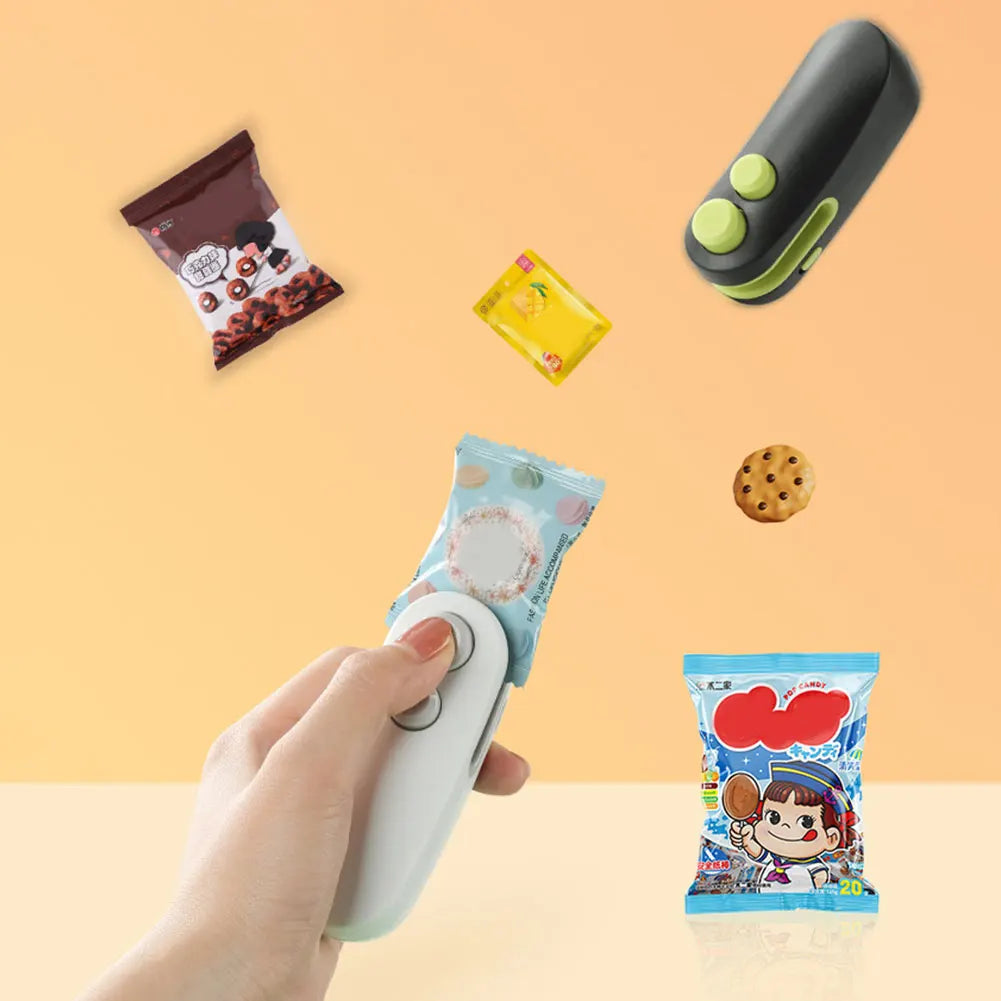 Vacuum Food Sealer USB Rechargeable Handheld Bag Sealing Machine Portable Food Sealer Kitchen Gadget USB Charging